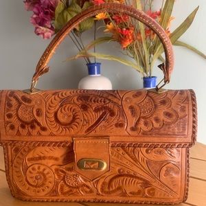 70s vintage woman’s handbag